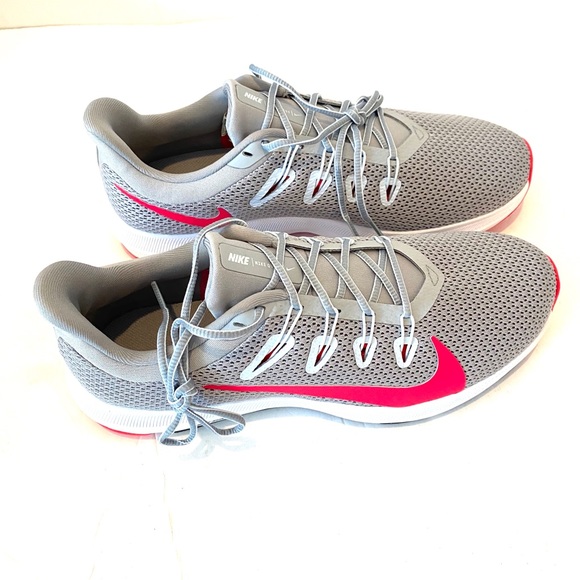 NIKE Quest 2 Running Athletic Shoes NIB - Picture 7 of 11